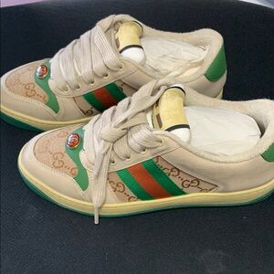 Gucci Beige and Green Sneakers